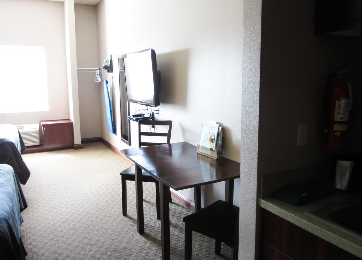 Bell'S Extended Stay And Suites Saint Robert Esterno foto