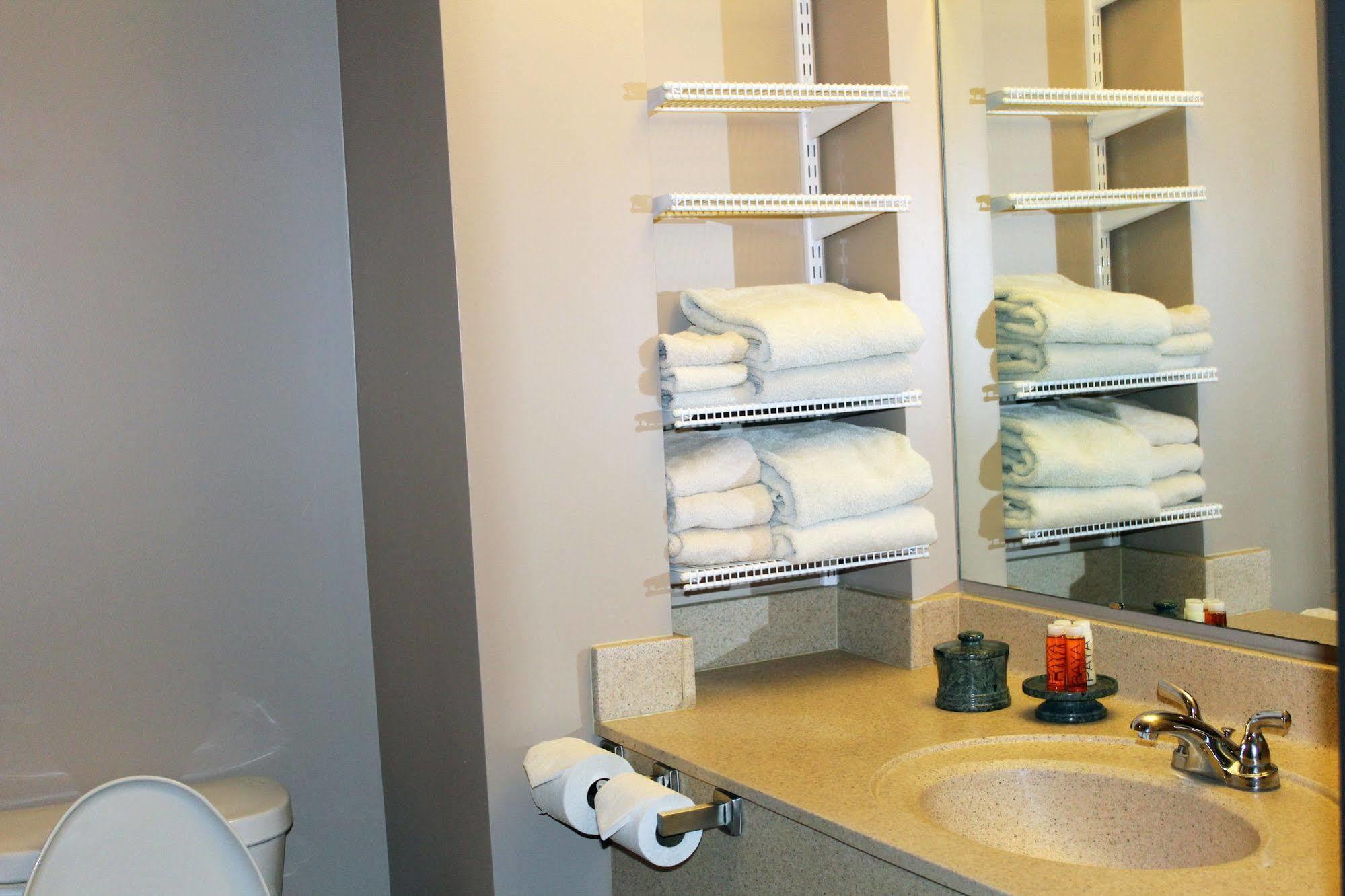 Bell'S Extended Stay And Suites Saint Robert Esterno foto