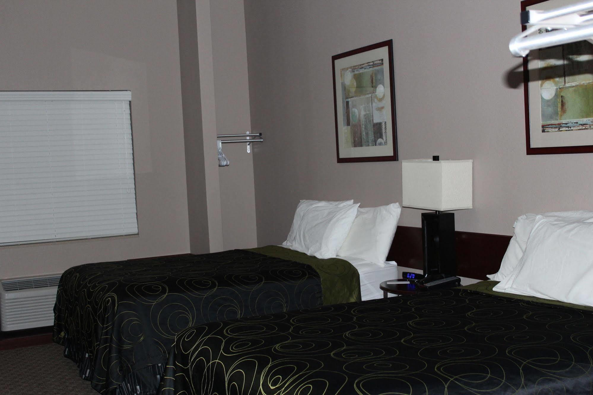 Bell'S Extended Stay And Suites Saint Robert Esterno foto
