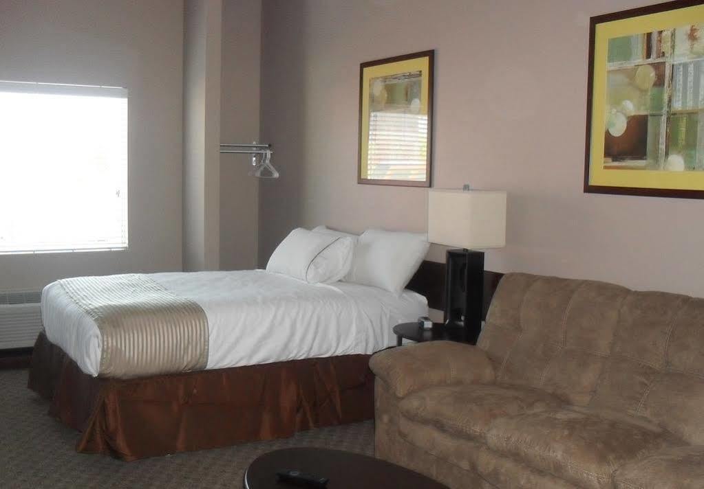 Bell'S Extended Stay And Suites Saint Robert Esterno foto
